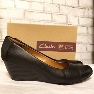 Clarks Brielle Chanel Black Leather Wedge 8.5 M
